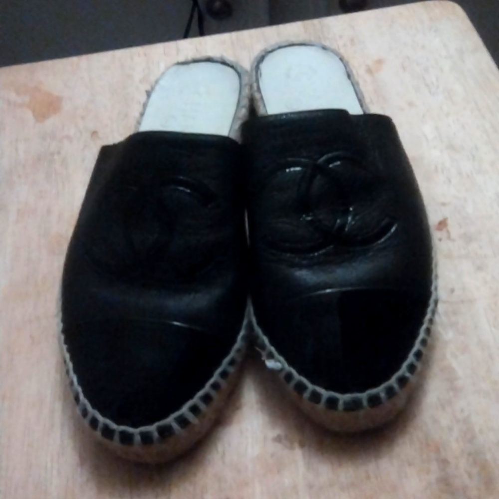 CHANEL Espadrille Black Mules